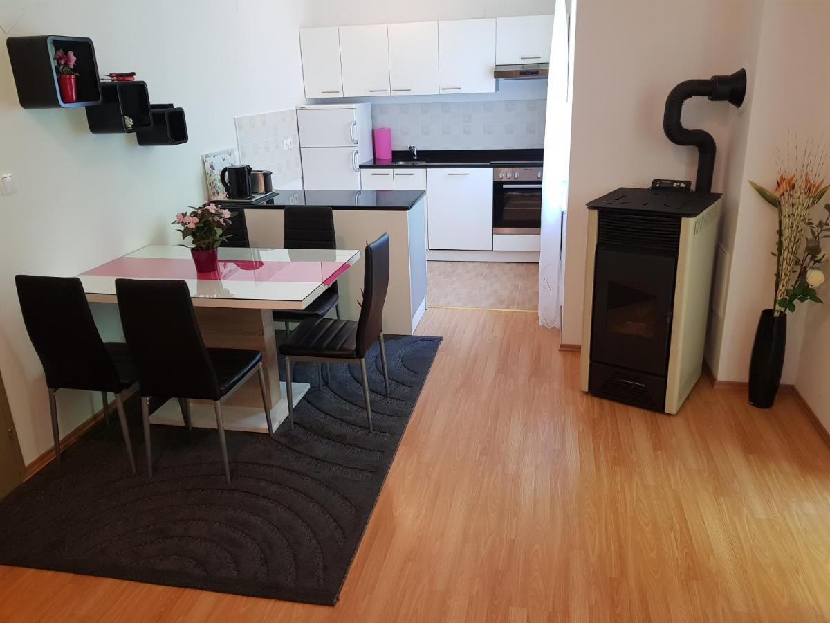 Apartma Jasmin Apartment Novi Vinodolski Bagian luar foto