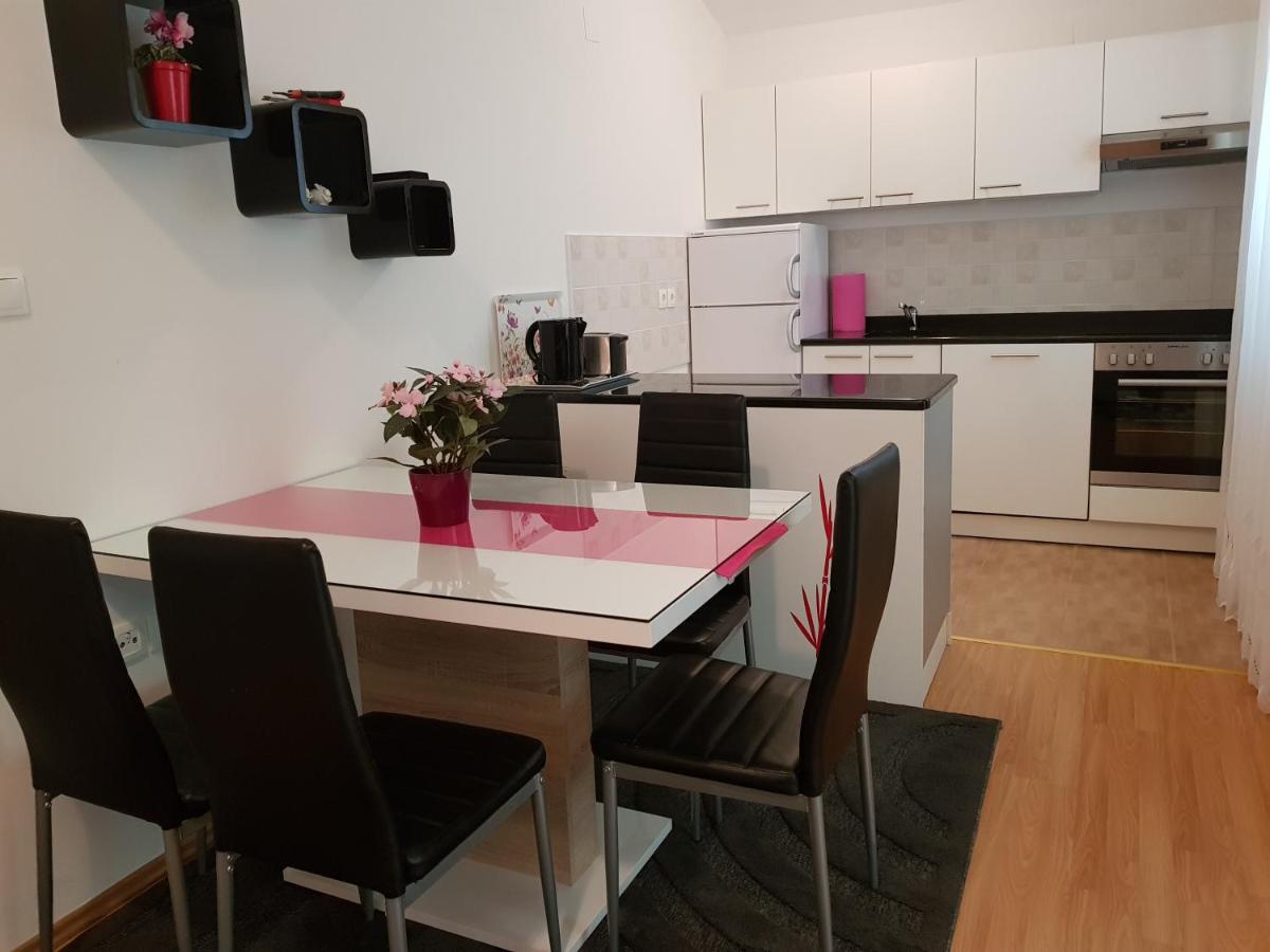 Apartma Jasmin Apartment Novi Vinodolski Bagian luar foto